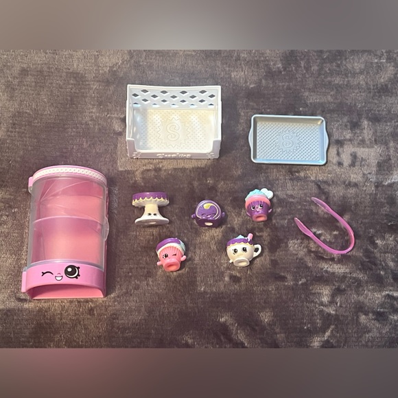 Shopkins Bakery Play set - Picture 2 of 8